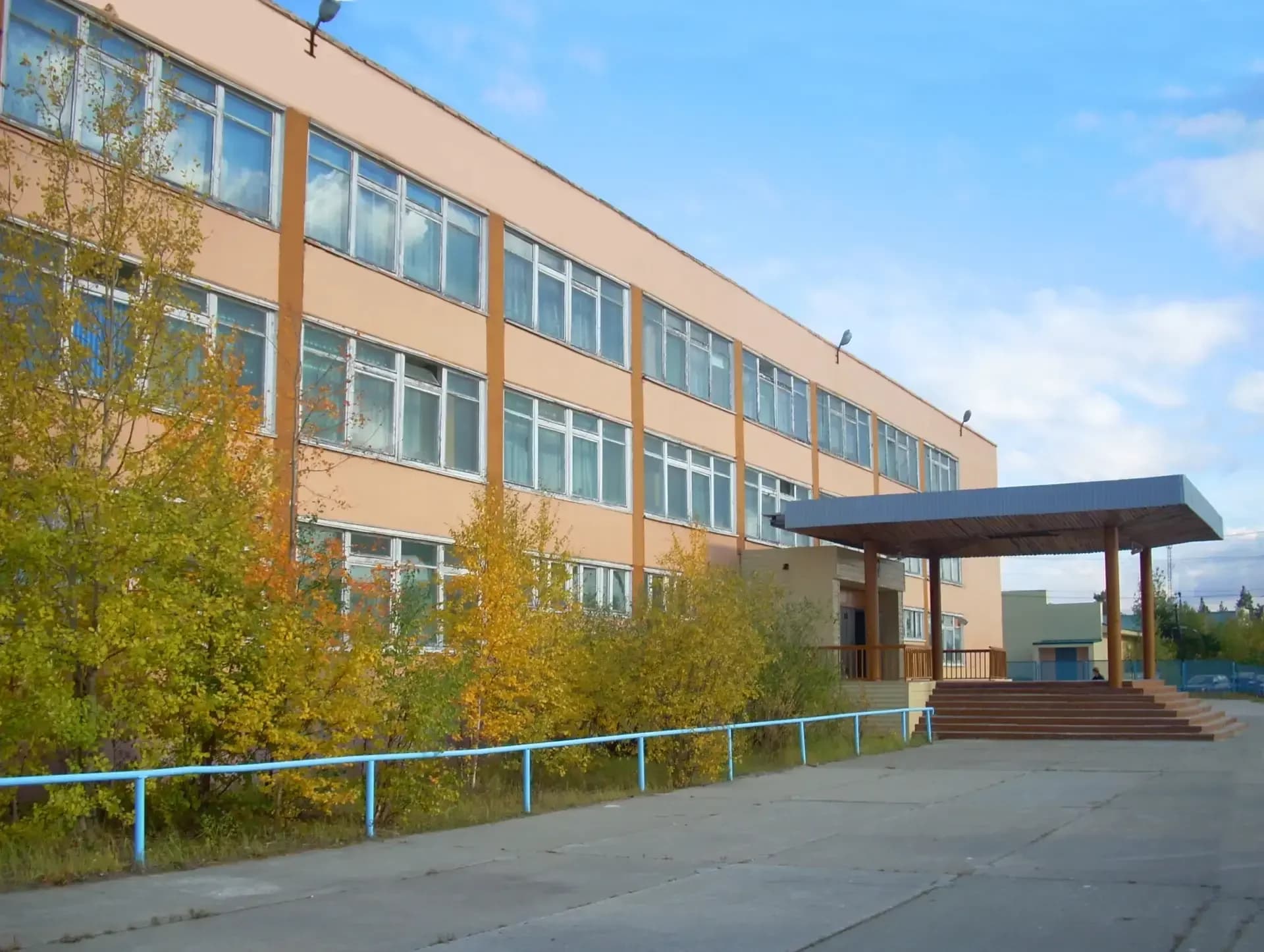 
МБОУ "СОШ № 10" города Ноябрьск
