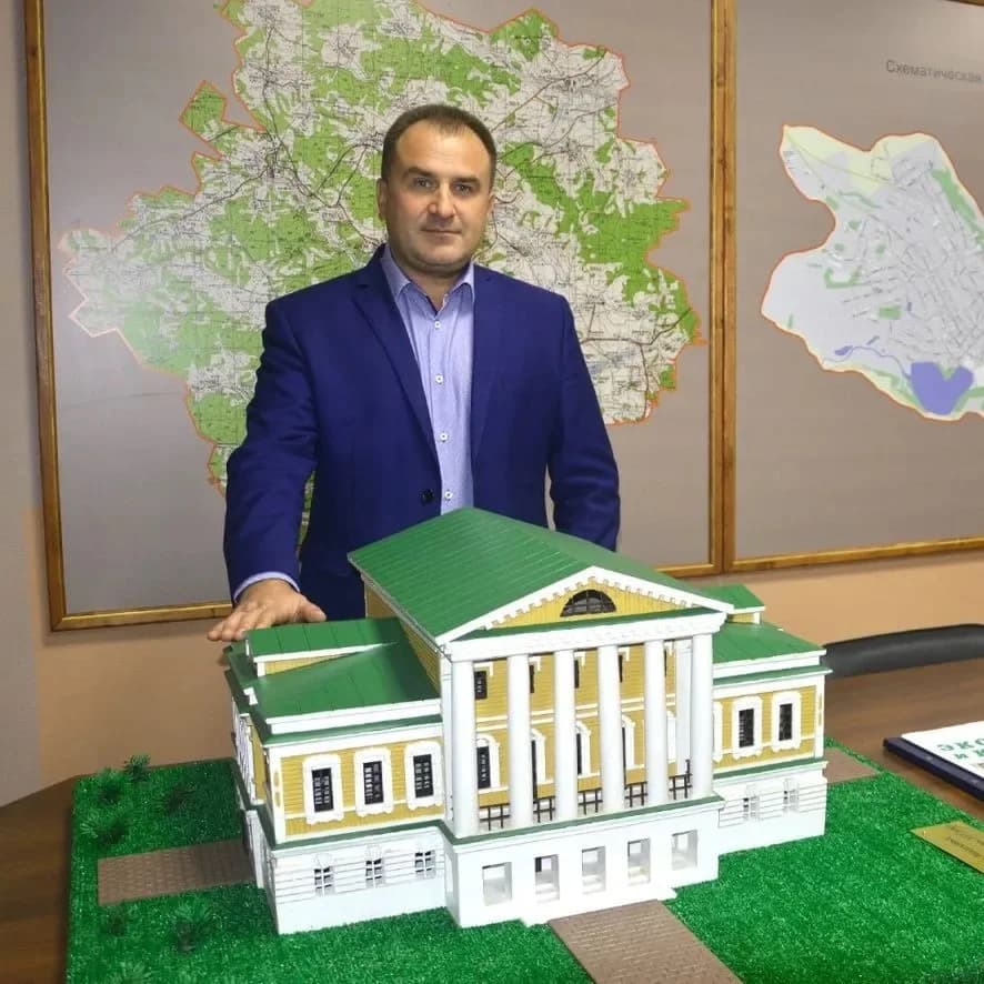
Кирилл Гузов
