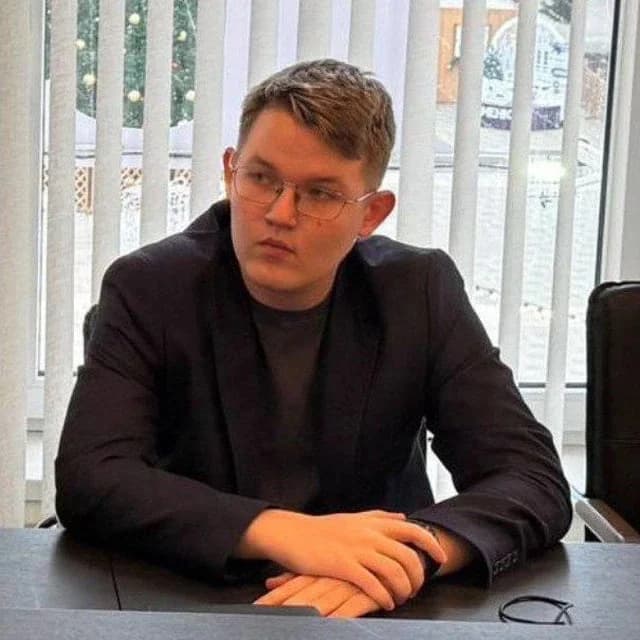 
Веретенников Григорий
